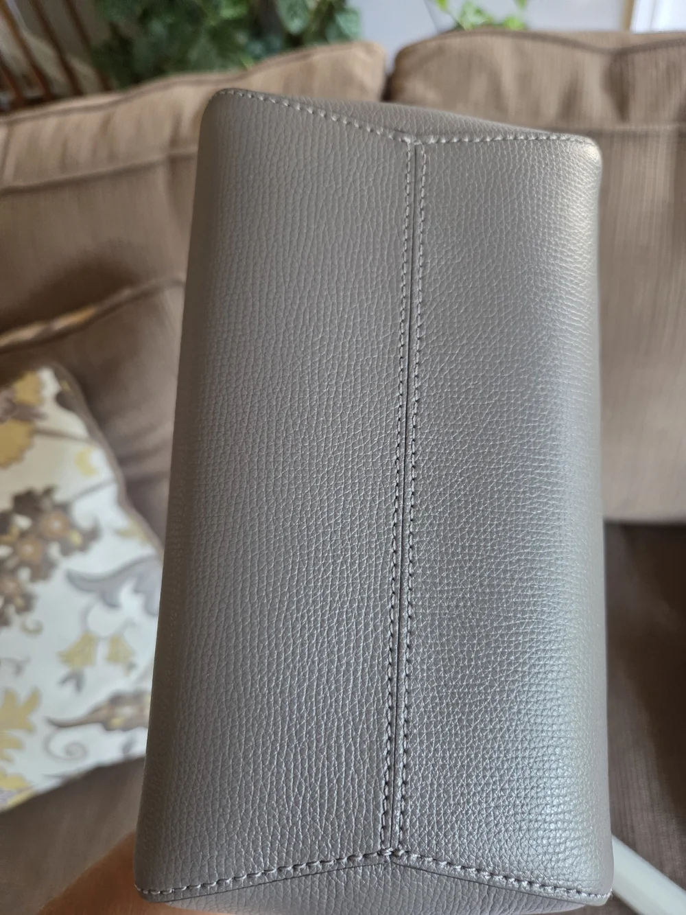 Kate Spade Top-Handle Women's Handbag in Gray with Gold Hardware